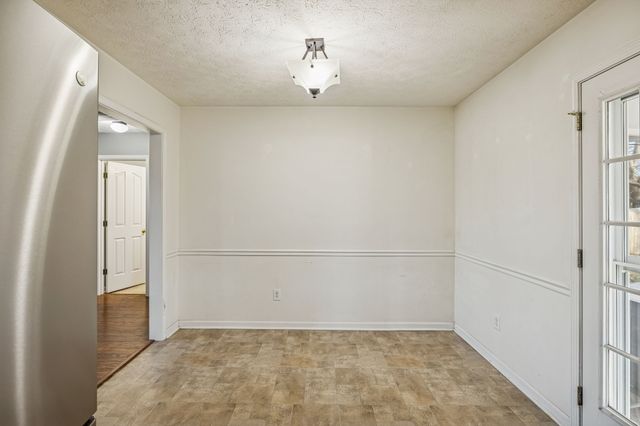 2237 Rosecran Cir, La Vergne, TN 37086