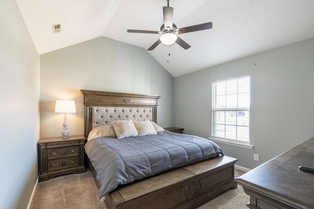 2237 Rosecran Cir, La Vergne, TN 37086