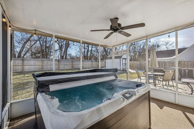 2237 Rosecran Cir, La Vergne, TN 37086