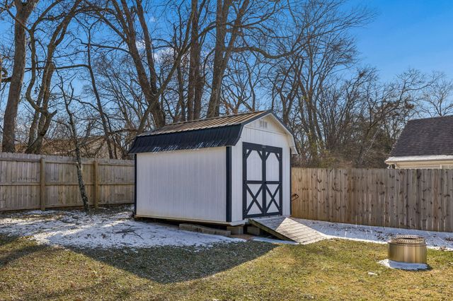 2237 Rosecran Cir, La Vergne, TN 37086