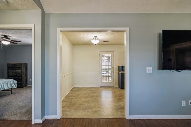 2237 Rosecran Cir, La Vergne, TN 37086