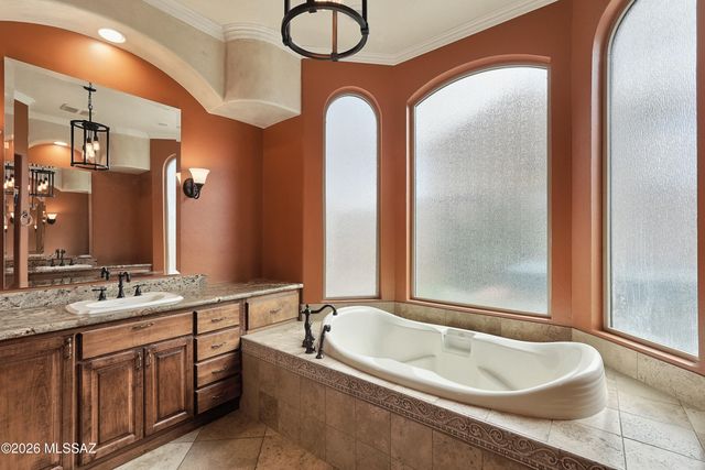 1449 W Delahunt Street, Tucson, AZ 85746