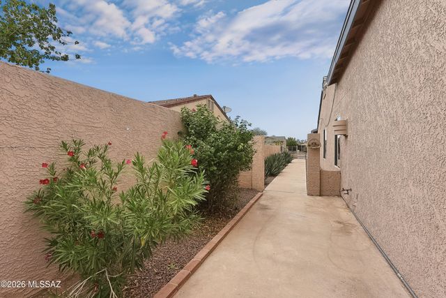 1449 W Delahunt Street, Tucson, AZ 85746