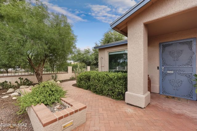 1449 W Delahunt Street, Tucson, AZ 85746
