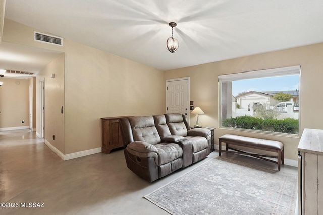 1449 W Delahunt Street, Tucson, AZ 85746