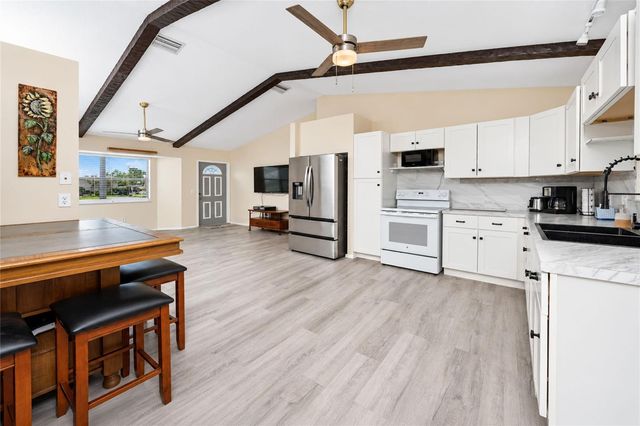 21293 PEMBERTON AVENUE, Port Charlotte, FL 33952