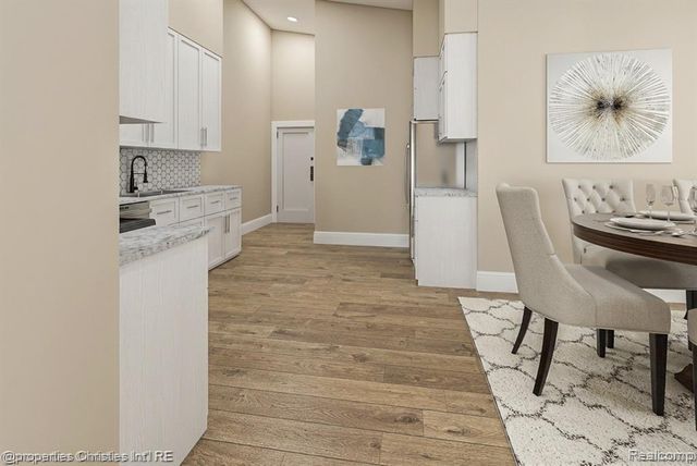 1111 Angara Drive 32, Rochester Hills, MI 48309