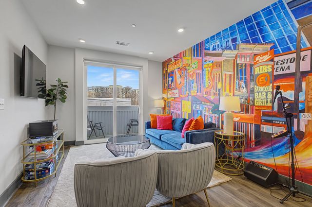 65 Lindsley Ave Apt 204, Nashville, TN 37210