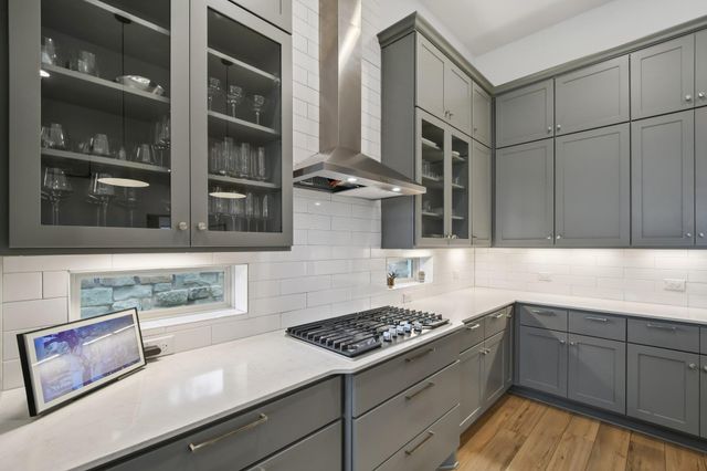 561 Eclipse DR, Austin, TX 78737