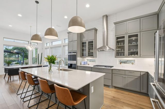 561 Eclipse DR, Austin, TX 78737