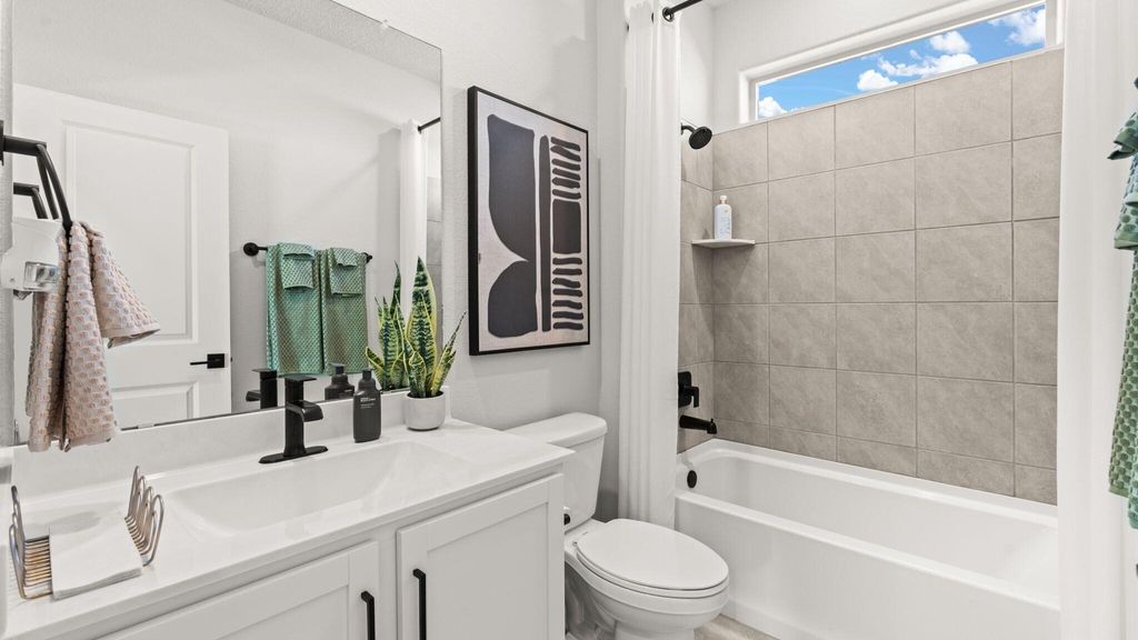 Image 21 of property listing at 3364 Dijamant Loop SE, Rio Rancho, NM 87124