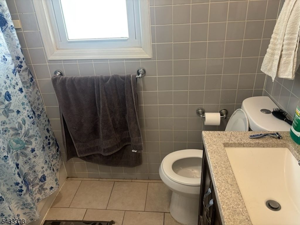 927 Meacham Ave, Linden City, NJ 07036 — photo 5