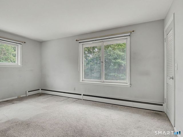 29 Weatherbell Drive, Norwalk, CT 06851