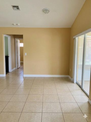 485 SW Dagget Avenue, Port St. Lucie, FL 34953