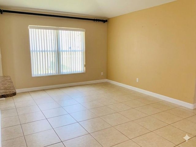 485 SW Dagget Avenue, Port St. Lucie, FL 34953