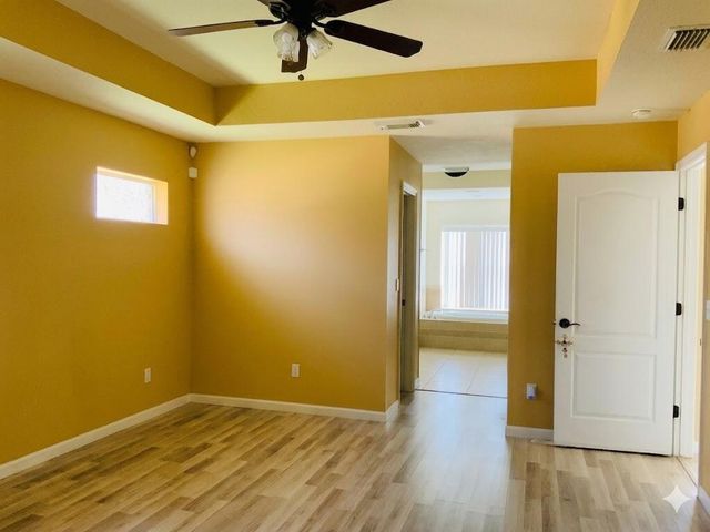 485 SW Dagget Avenue, Port St. Lucie, FL 34953