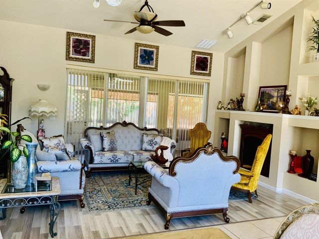 485 SW Dagget Avenue, Port St. Lucie, FL 34953