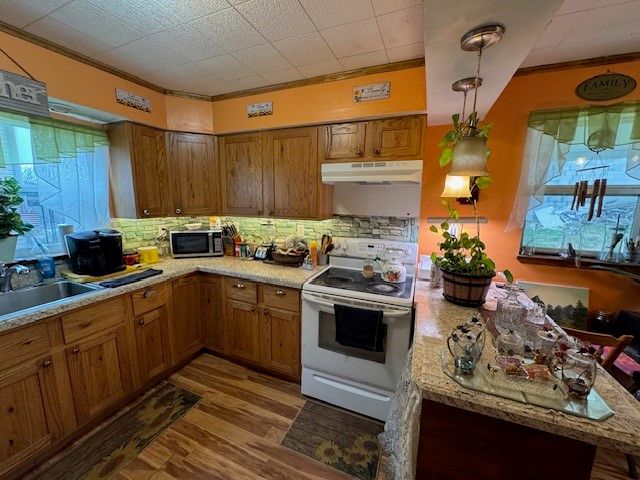 209 Park St, Derry Boro, PA 15627