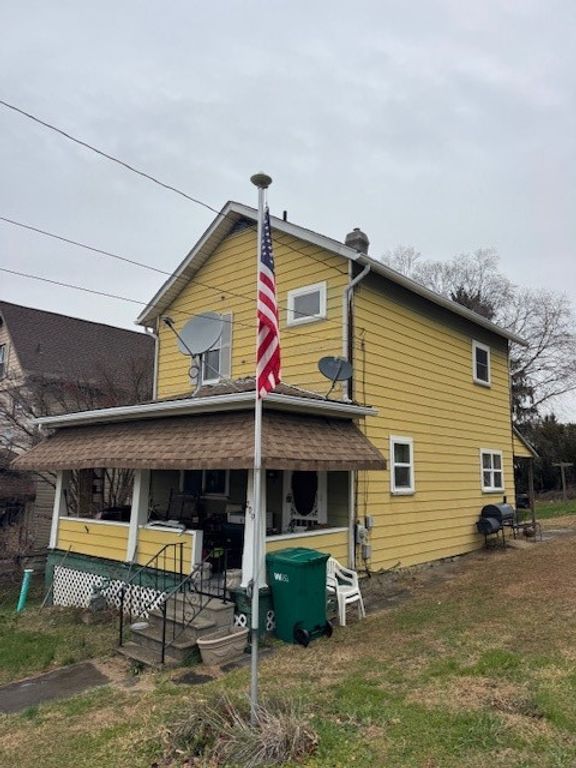 209 Park St, Derry Boro, PA 15627