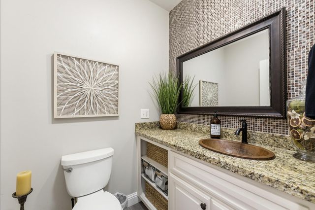 2837 Geer Rd, Hughson, CA 95326