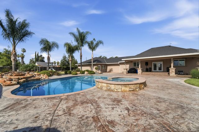 2837 Geer Rd, Hughson, CA 95326