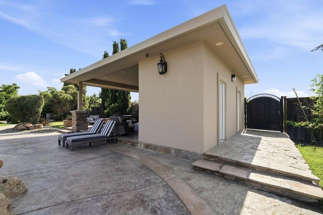 2837 Geer Rd, Hughson, CA 95326