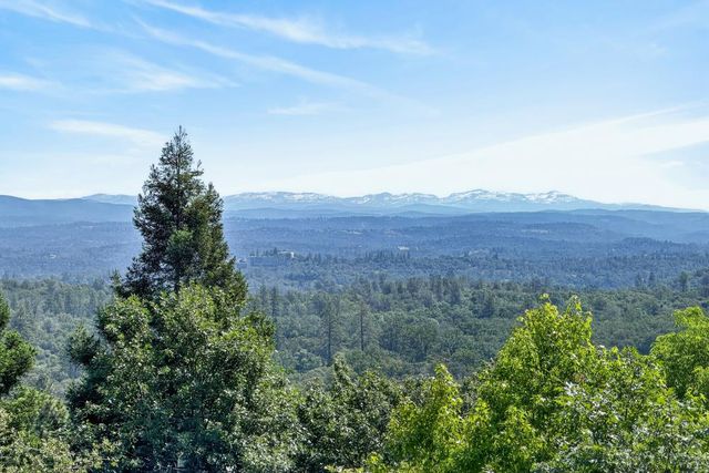 3531 Linda Vista Dr, Shingle Springs, CA 95682