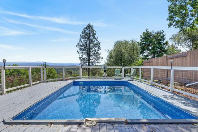 3531 Linda Vista Dr, Shingle Springs, CA 95682