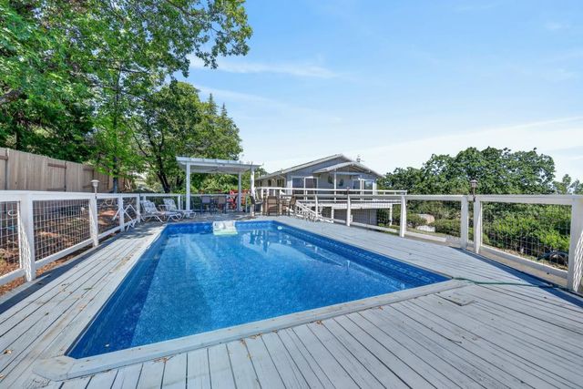 3531 Linda Vista Dr, Shingle Springs, CA 95682