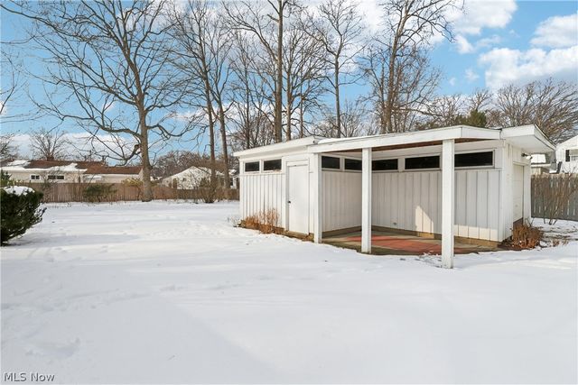 530 Glen Park Drive, Bay Village, OH 44140