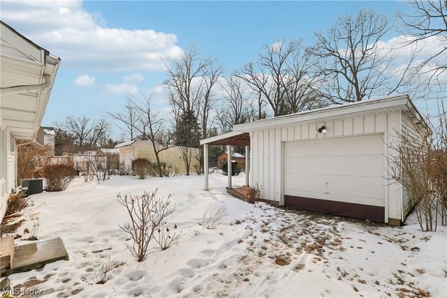 530 Glen Park Drive, Bay Village, OH 44140