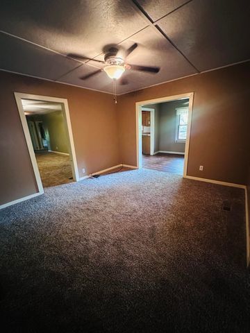 1133 E 318th Road, Flemington, MO 65650