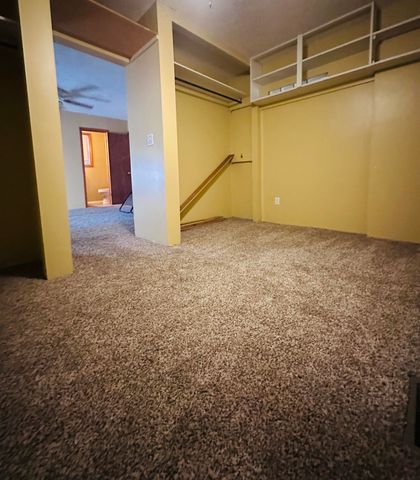 1133 E 318th Road, Flemington, MO 65650