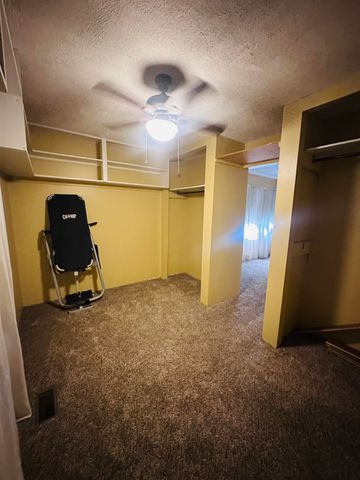 1133 E 318th Road, Flemington, MO 65650