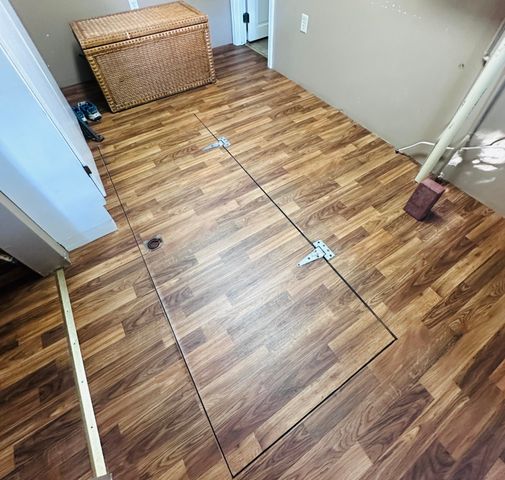 1133 E 318th Road, Flemington, MO 65650