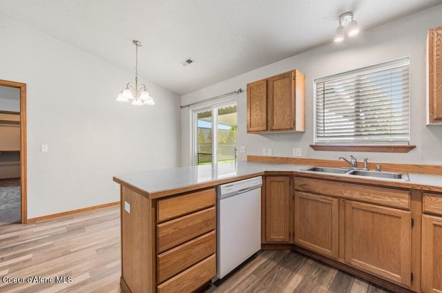 655 E Tiger AVE, Post Falls, ID 83854