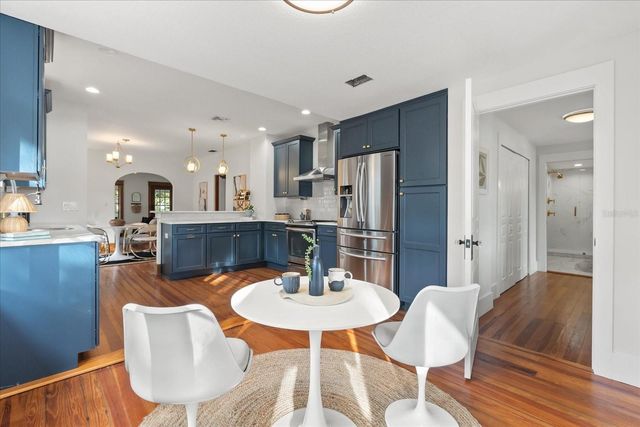 1804 CURRY FORD ROAD, Orlando, FL 32806