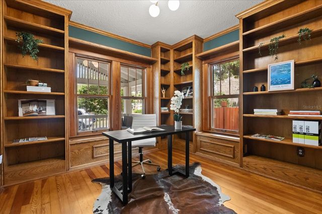 1804 CURRY FORD ROAD, Orlando, FL 32806