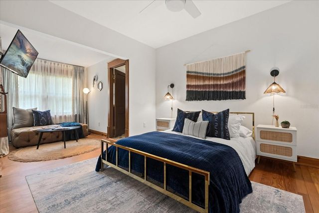 1804 CURRY FORD ROAD, Orlando, FL 32806