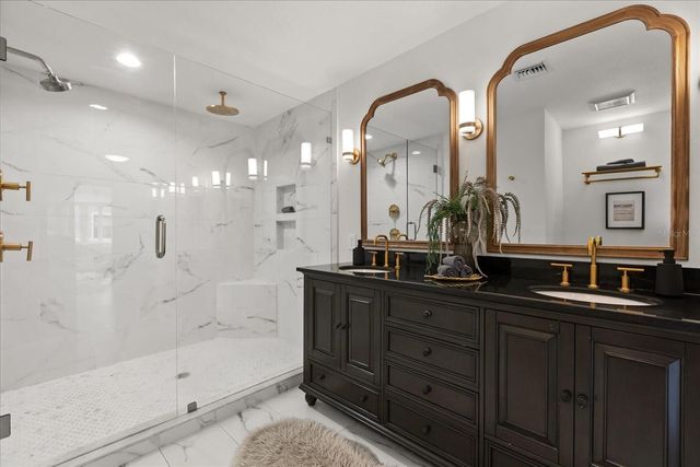 1804 CURRY FORD ROAD, Orlando, FL 32806