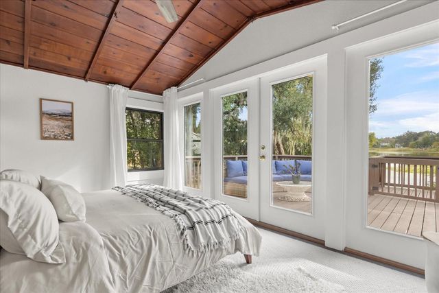 1804 CURRY FORD ROAD, Orlando, FL 32806