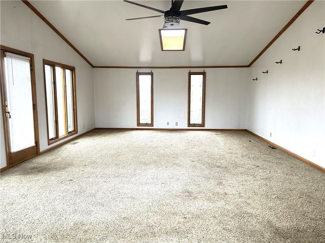 225 Petrick Ave, Mingo Junction, OH 43938