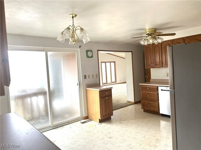 225 Petrick Ave, Mingo Junction, OH 43938