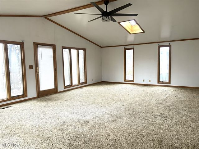 225 Petrick Ave, Mingo Junction, OH 43938