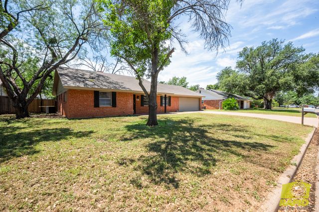 2813 Oak Forest Drive, San Angelo, TX 76904