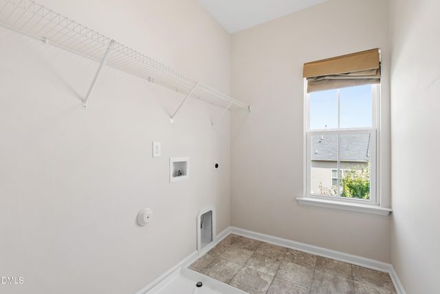 646 Berry Chase Way, Cary, NC 27519