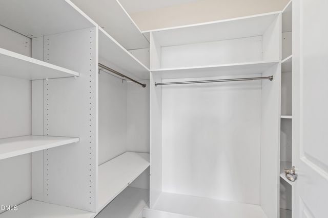 646 Berry Chase Way, Cary, NC 27519