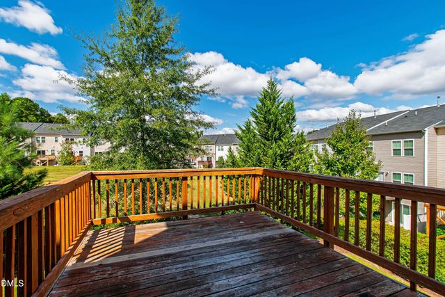 646 Berry Chase Way, Cary, NC 27519