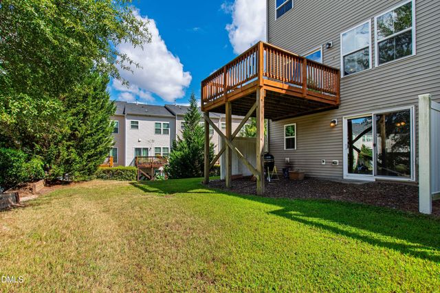 646 Berry Chase Way, Cary, NC 27519