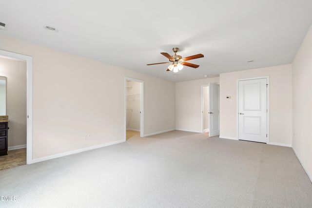 646 Berry Chase Way, Cary, NC 27519